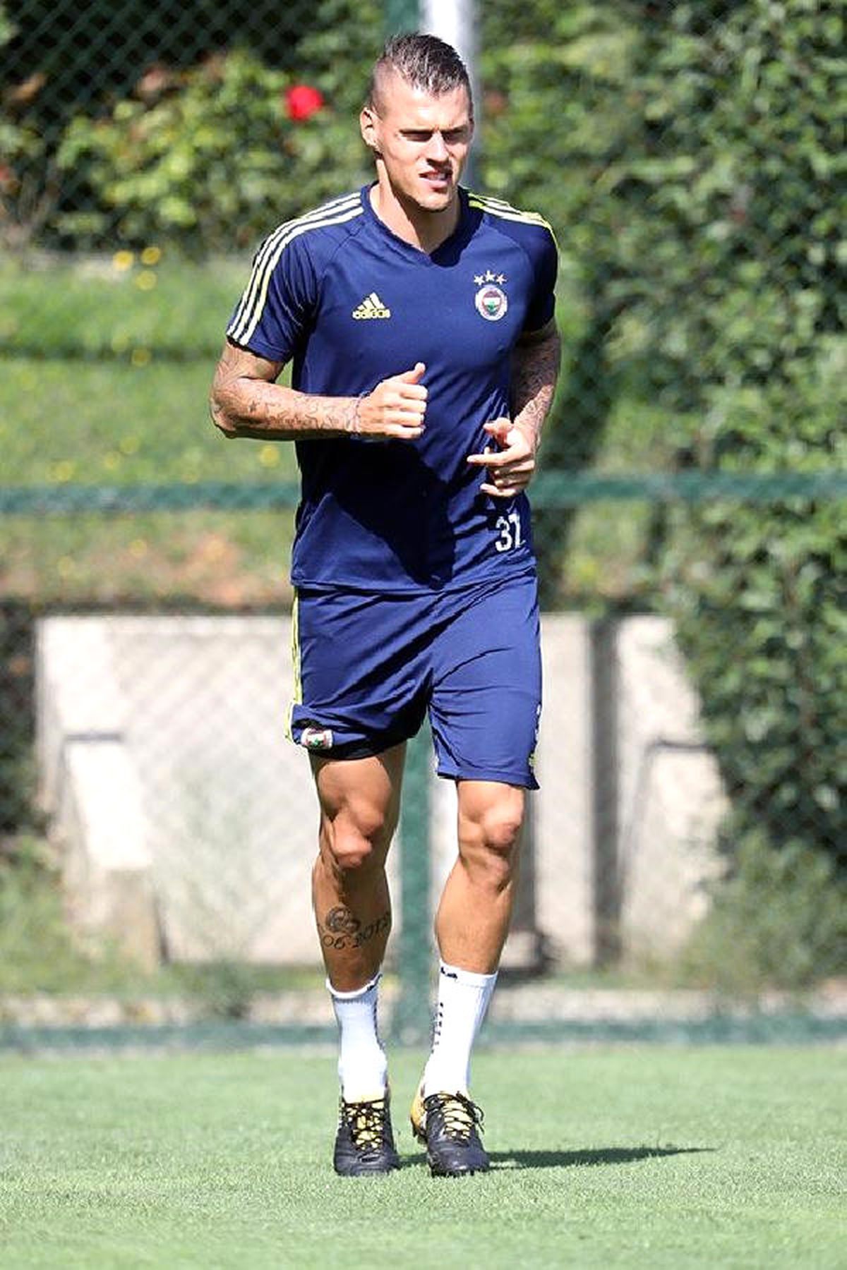 Martin Skrtel İdmanın Bir Bölümünde Takımla Çalıştı