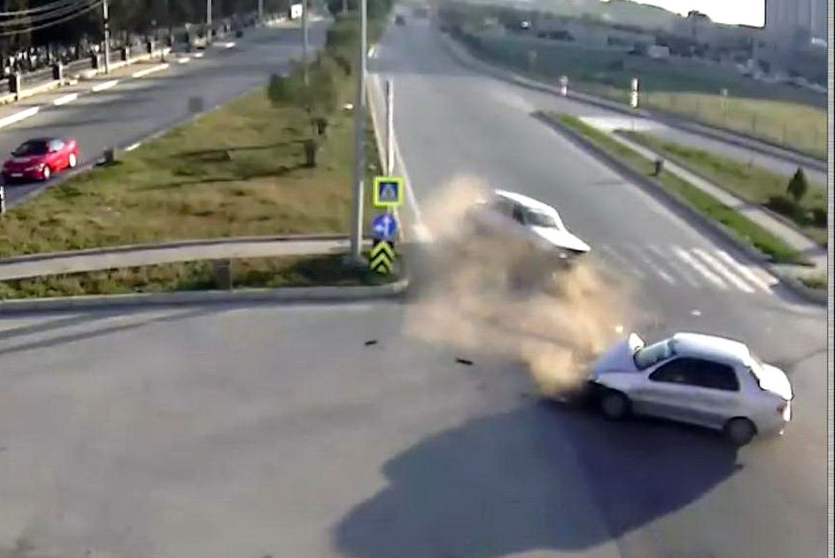 Samsun\'da Trafik Kazaları Mobese Kameralarına Yansıdı