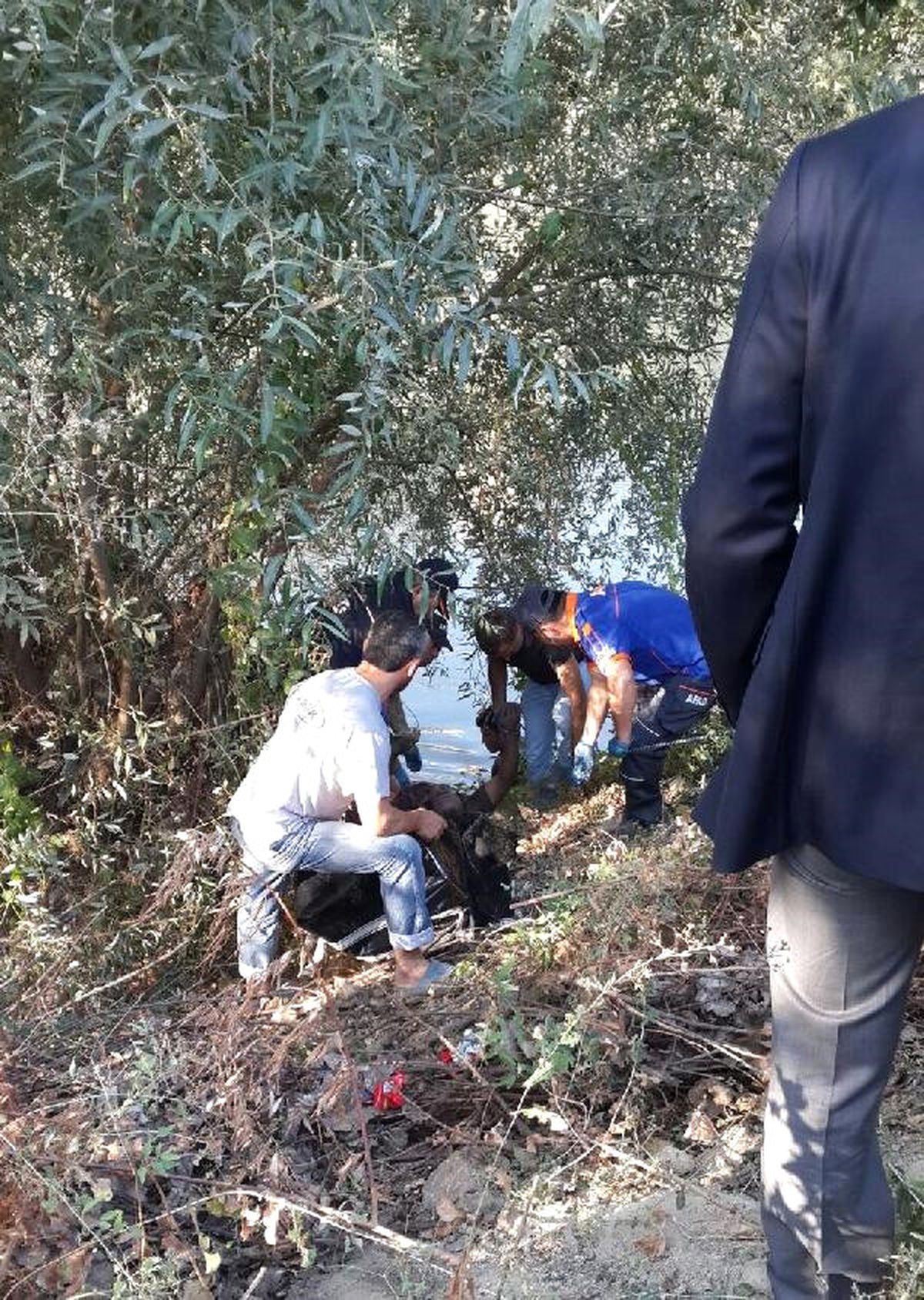 Terk Edilmiş Otomobilin Sürücüsünün Cesedi Yeşilırmak\'tan Çıktı