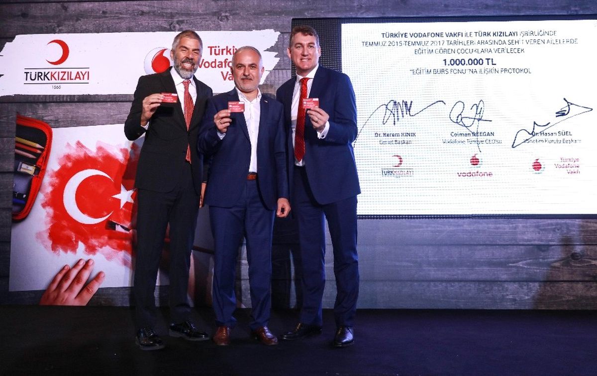 Türkiye Vodafone Vakfı ve Türk Kızılayı\'ndan İşbirliği