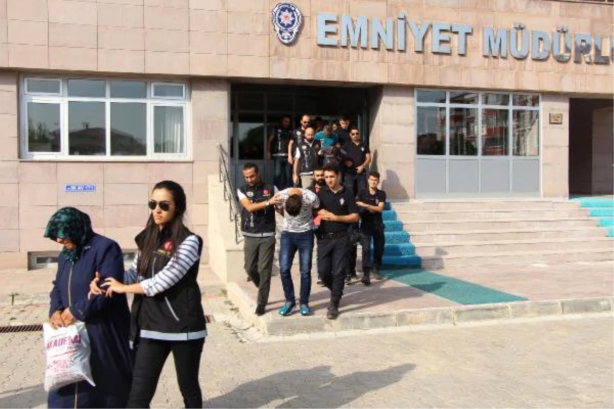 Yozgat\'ta Uyuşturucu Operasyonunda 8 Tutuklama