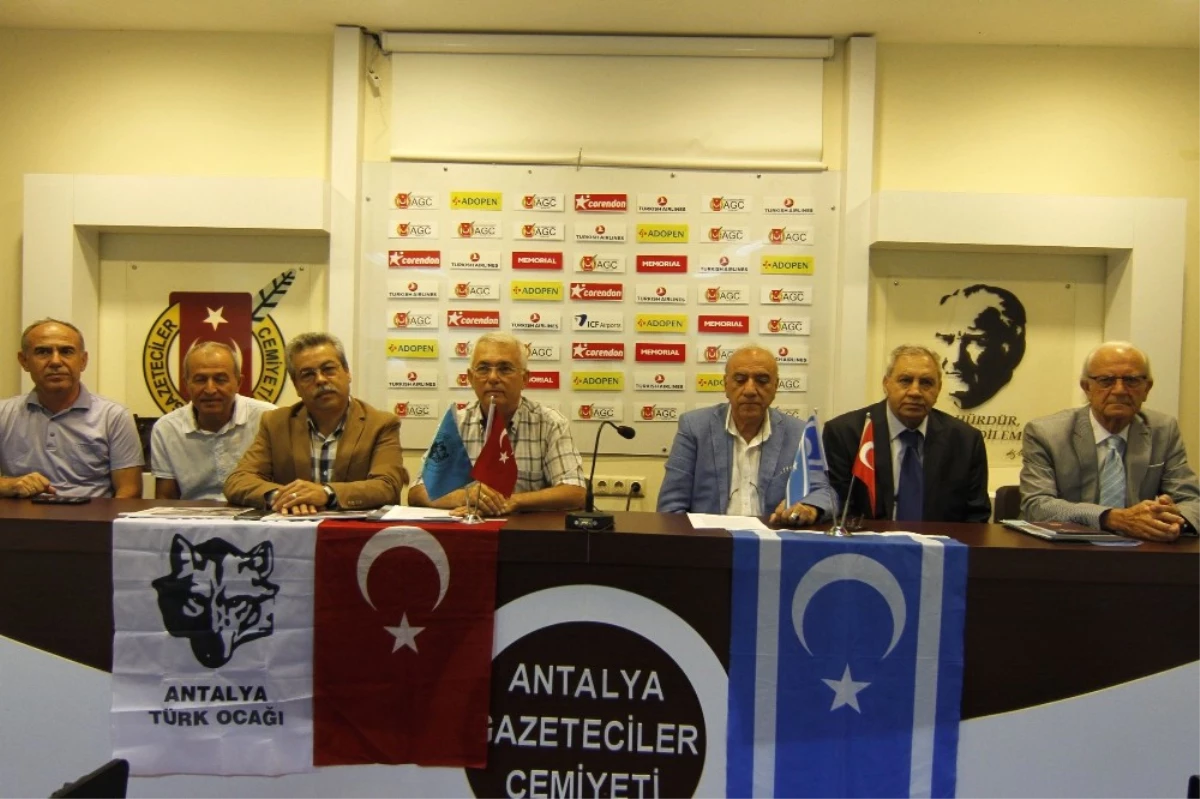 Antalya\'da Türkmenlerden Referandum Tepkisi