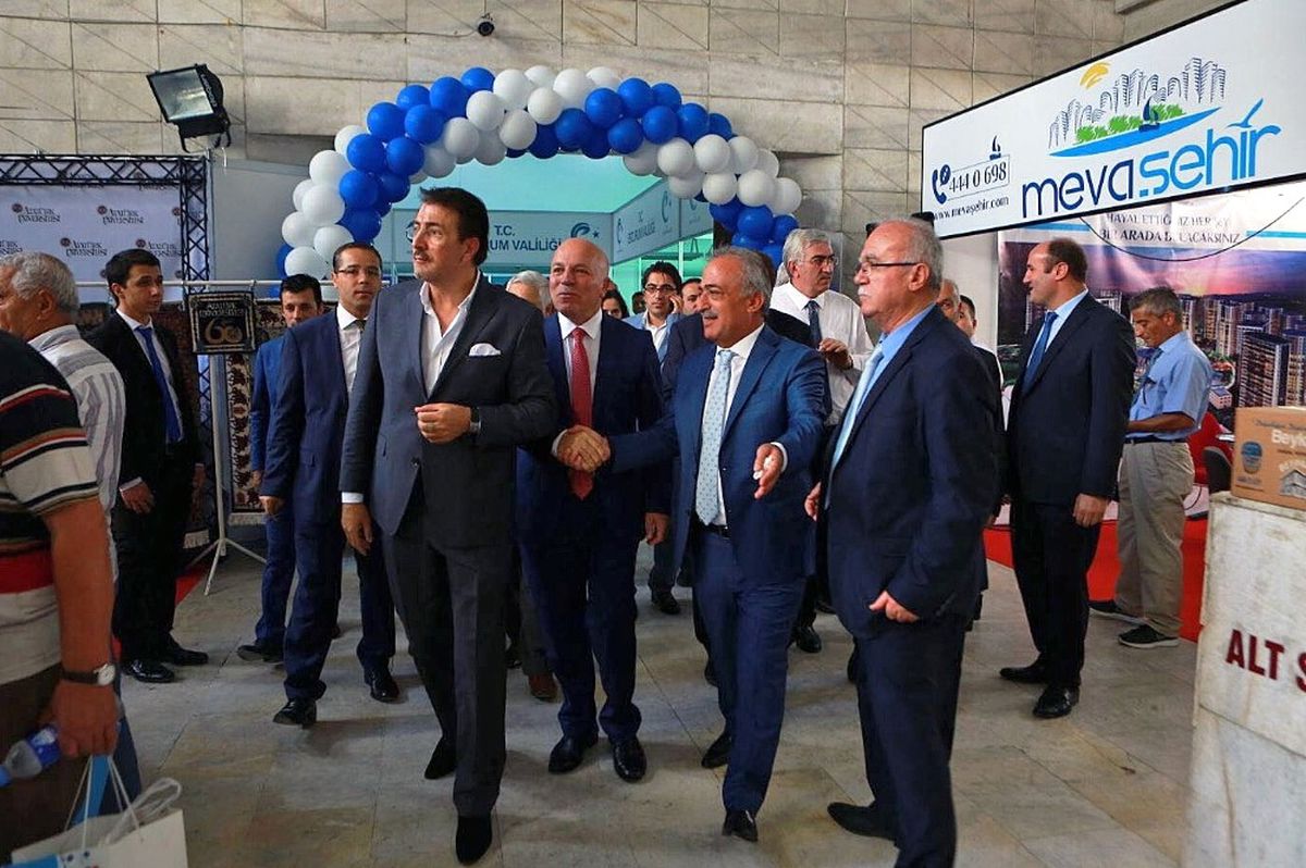 Atatürk Üniversitesi Standı, Erzurum Tanıtım Günleri\'nde Yoğun İlgi Gördü