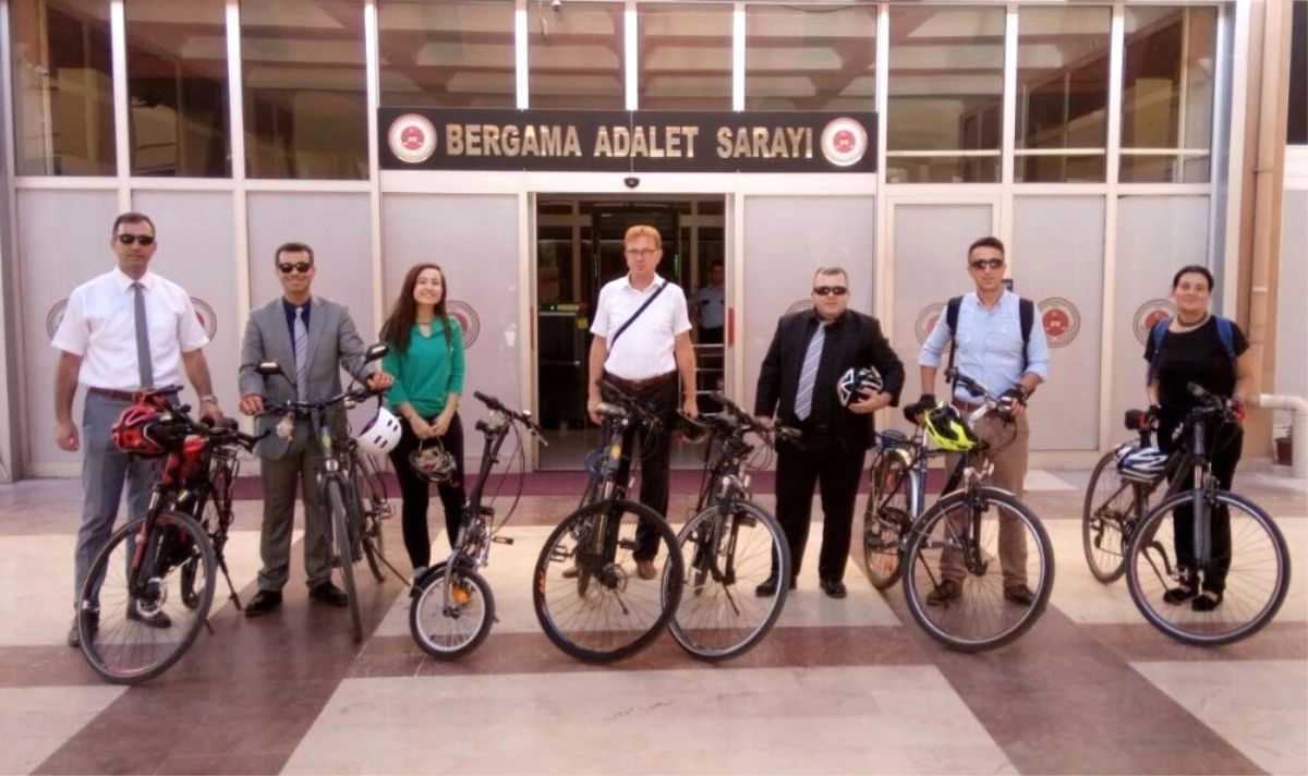 Bergama\'da Avrupa Hareketlilik Haftası\' Bisiklet Turu