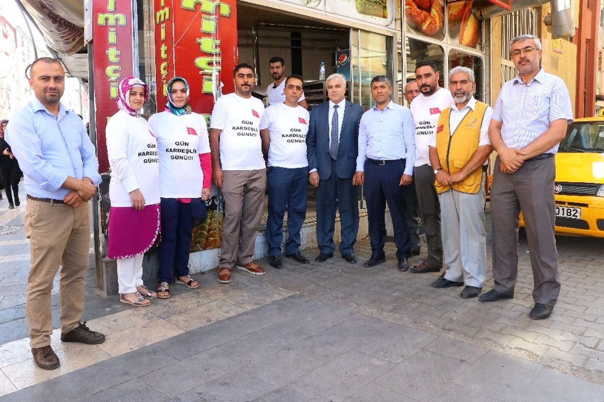 Bir Günlük Gelirleri Arakan\'a Gidecek