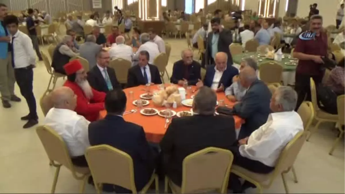 Birlik ve Kardeşlik" İftarında Toplumun Tüm Renkleri Bir Araya Geldi