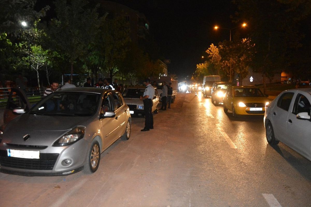 Bursa\'da Huzur Operasyonunda 8 Gözaltı