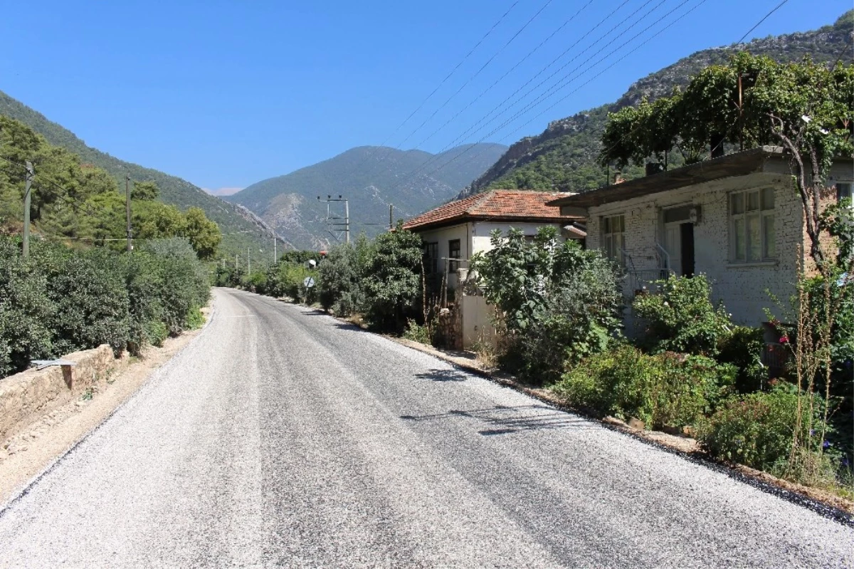 Finike Turunçova Bağlantı Yollarına Asfalt