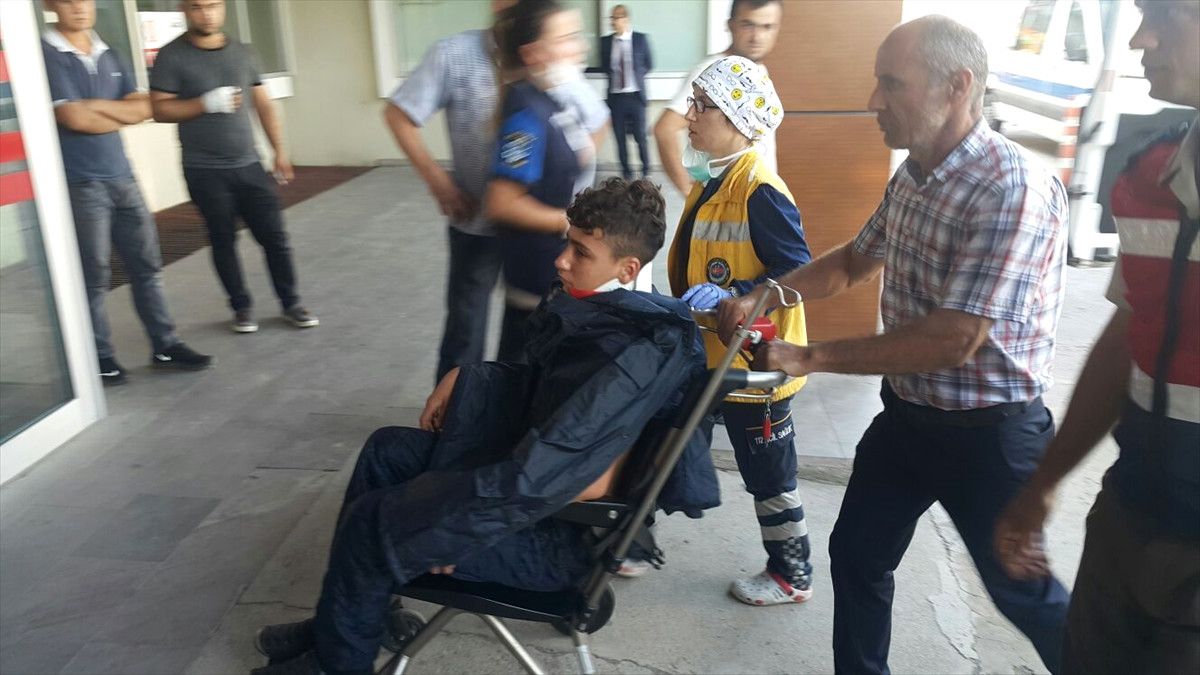 Güncelleme 6 - Kocaeli\'de Göçmenleri Taşıyan Tekne Battı: 21 Kişi Öldü, 40 Kişi Kurtarıldı