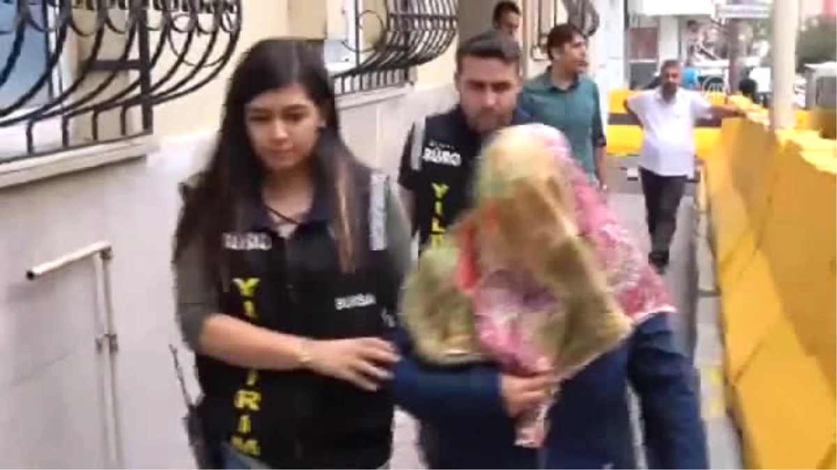 Kadın Velinin Öğretmeni Bıçakladığı İddiası - Necla K. Gözaltına Alındı
