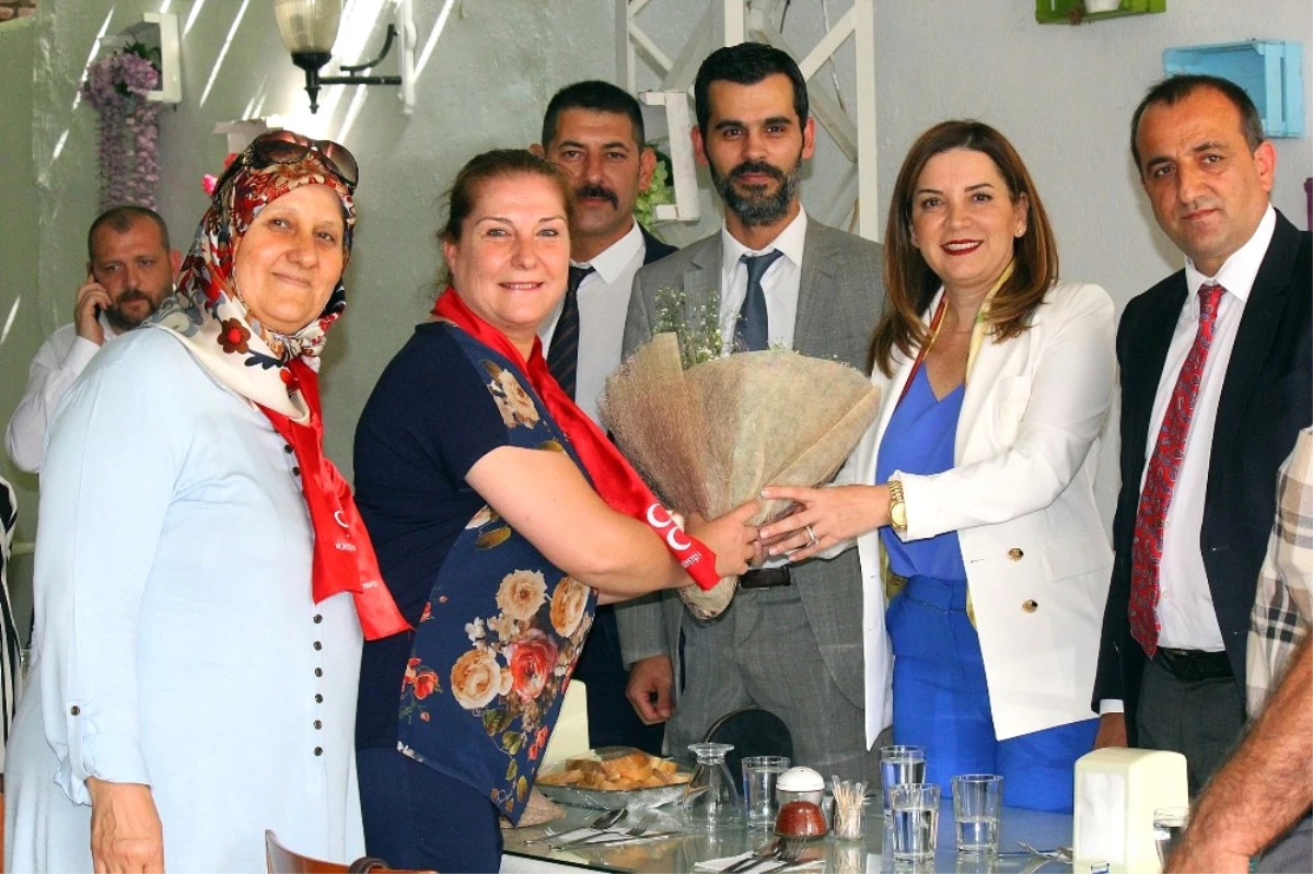 MHP Babaeski İlçe Başkanlığı\'nın Yeni Binası Törenle Açıldı