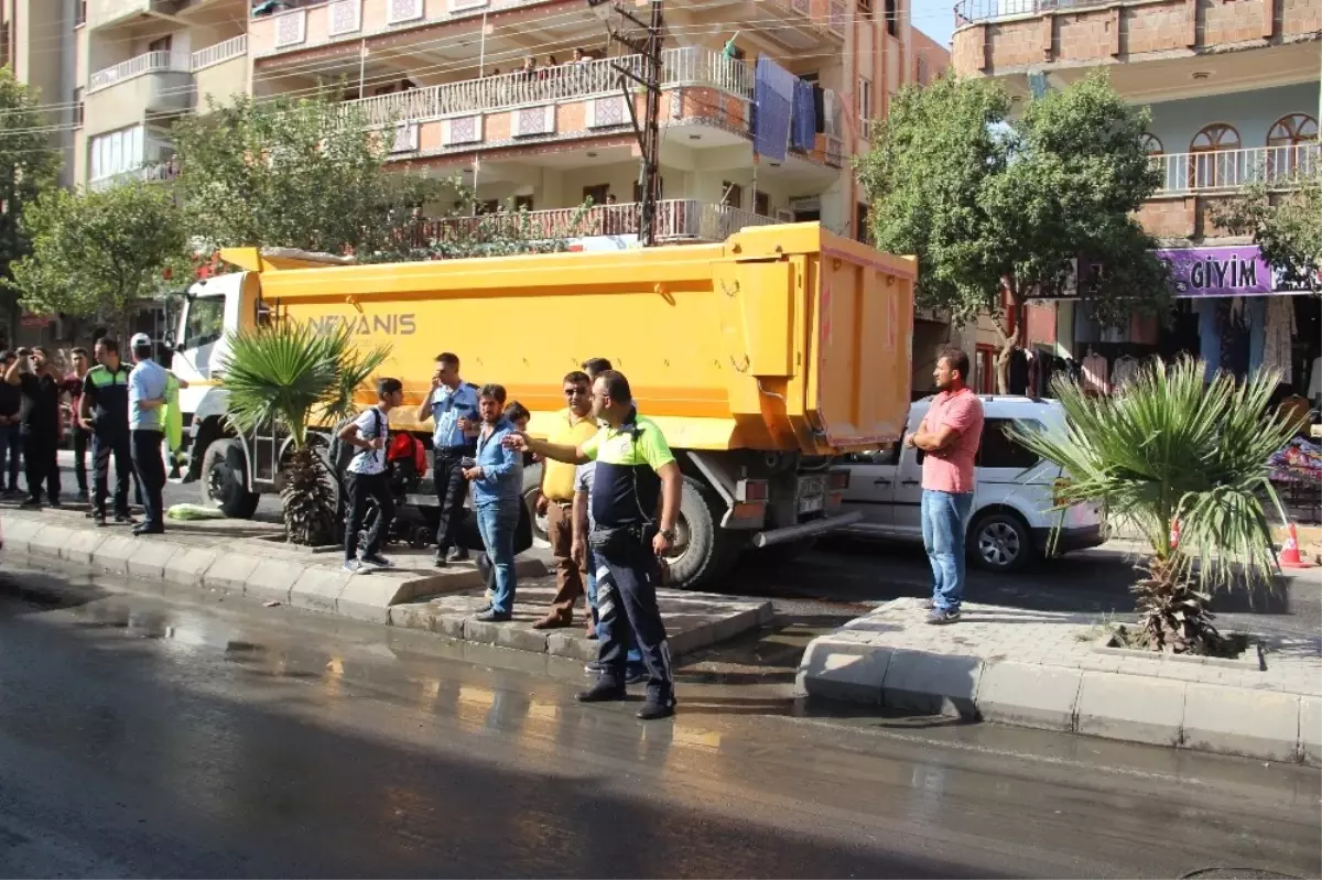 Şanlıurfa\'da Hafriyat Kamyonu Faciası: 1 Ölü, 2 Yaralı