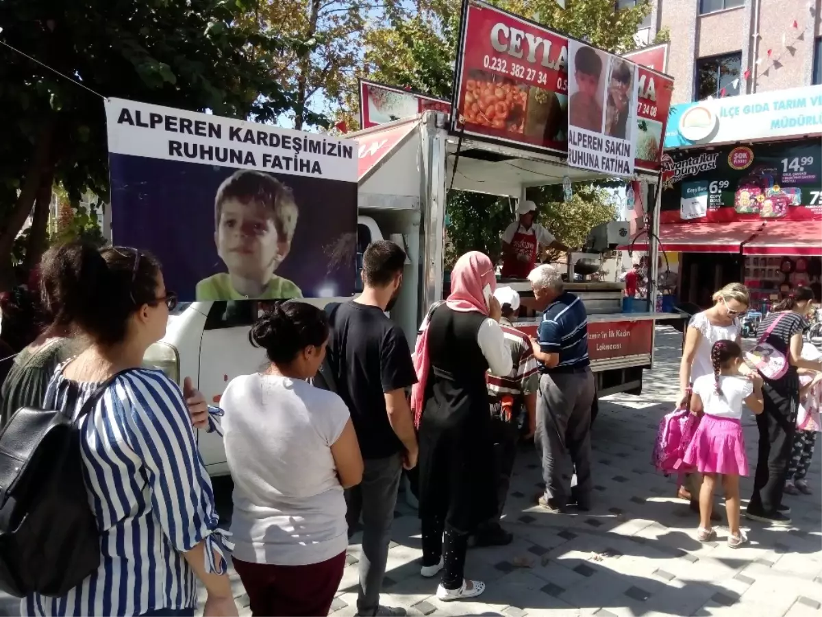 Servis Aracında Unutulup Ölen Alperen İçin Lokma Döktürüldü