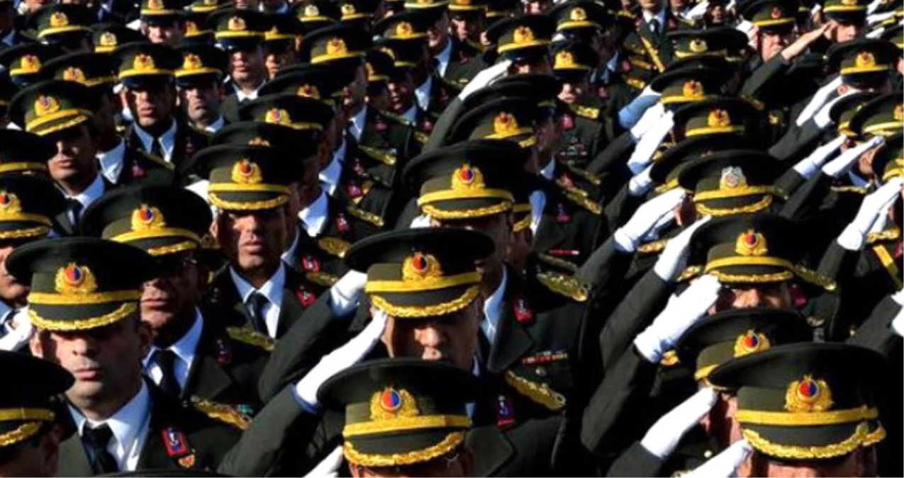 Jandarma Genel Komutanlığı\'ndan 22 Subay Emekliliğe Sevk Edildi