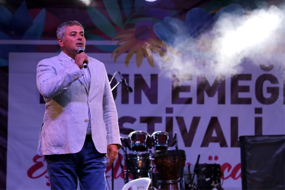 Kadın Emeği Festivali Türkülerle Başladı