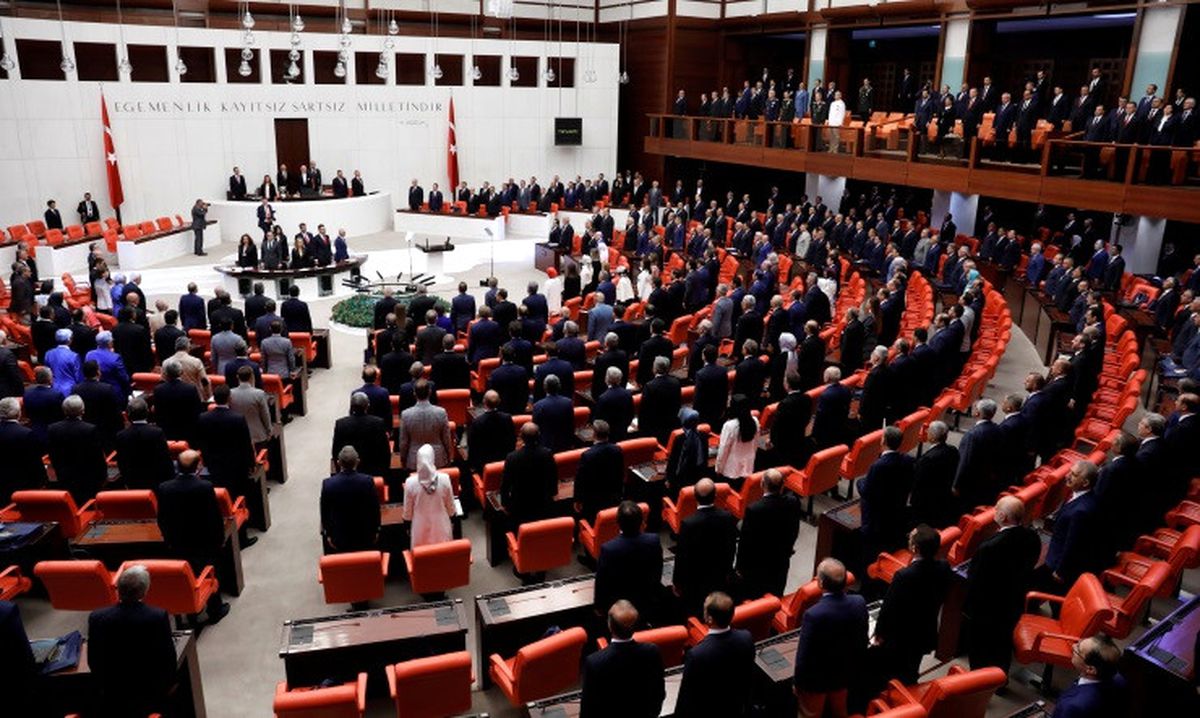 Meclis Olağanüstü Toplandı, Tezkere Görüşmeleri Başladı (3)