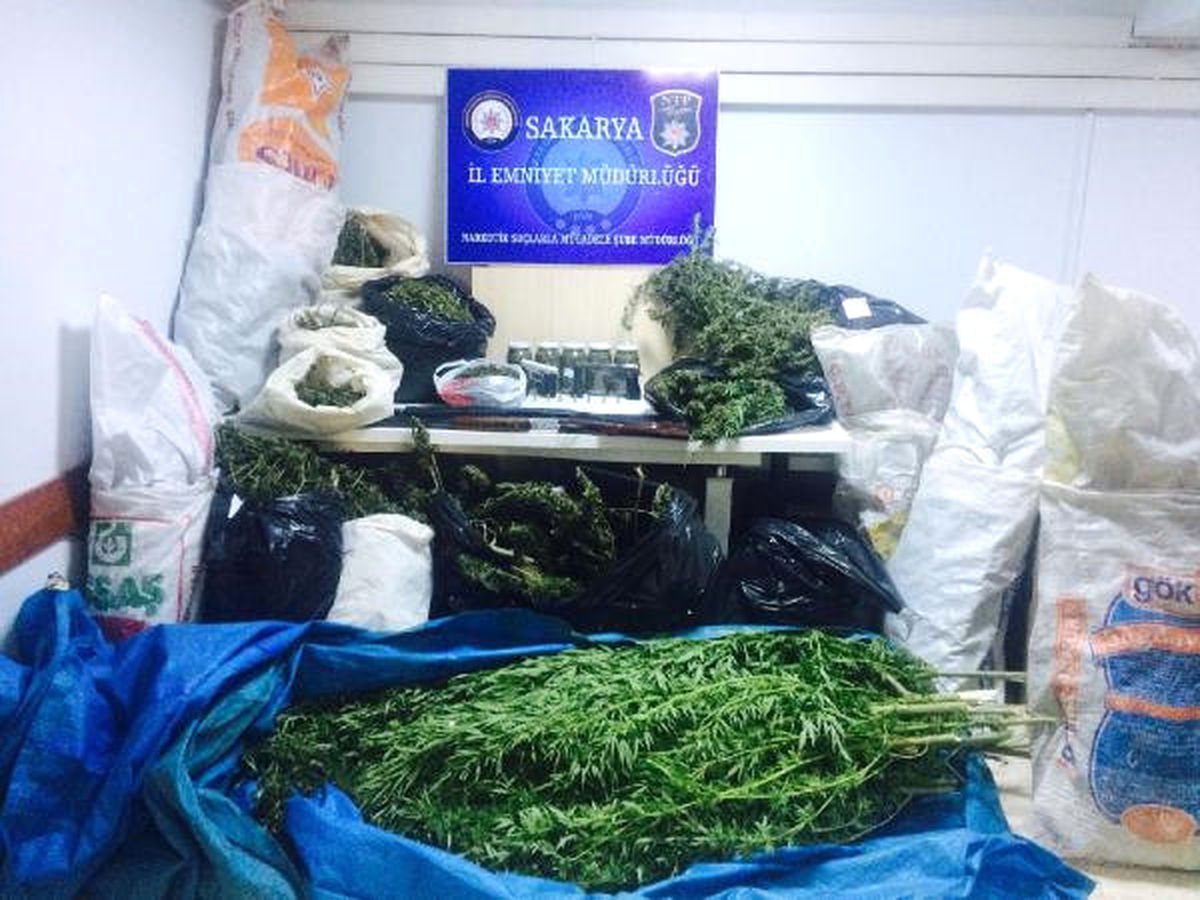 Sakarya\'da 40 Kilo Uyuşturucuya 3 Tutuklama