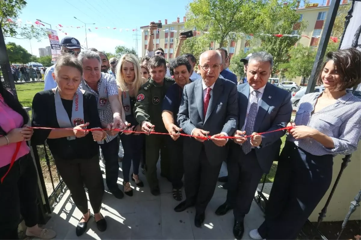 Yenimahalleli Şehit Pilot, Batıkent\'te Ölümsüzleşti