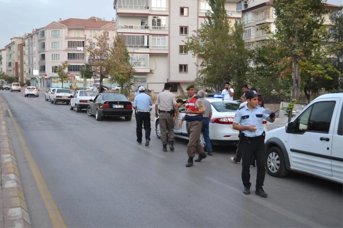 Aksaray\'da Polis ve Jandarmadan Modifiyeli Araçlara Ortak Uygulama