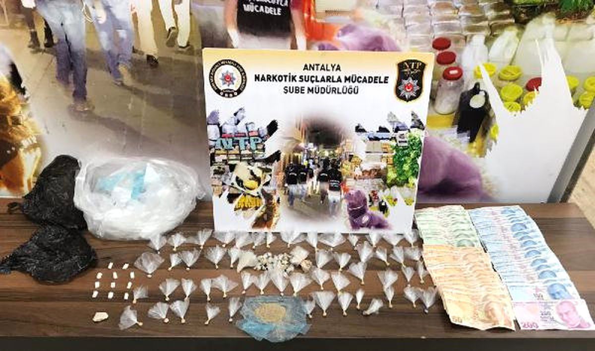 Akülü Engelli Aracında 13 Kilo Esrar
