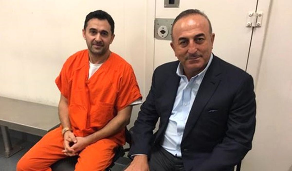 Çavuşoğlu, Washington\'da Tutuklu 2 Türk\'ü Ziyaret Etti