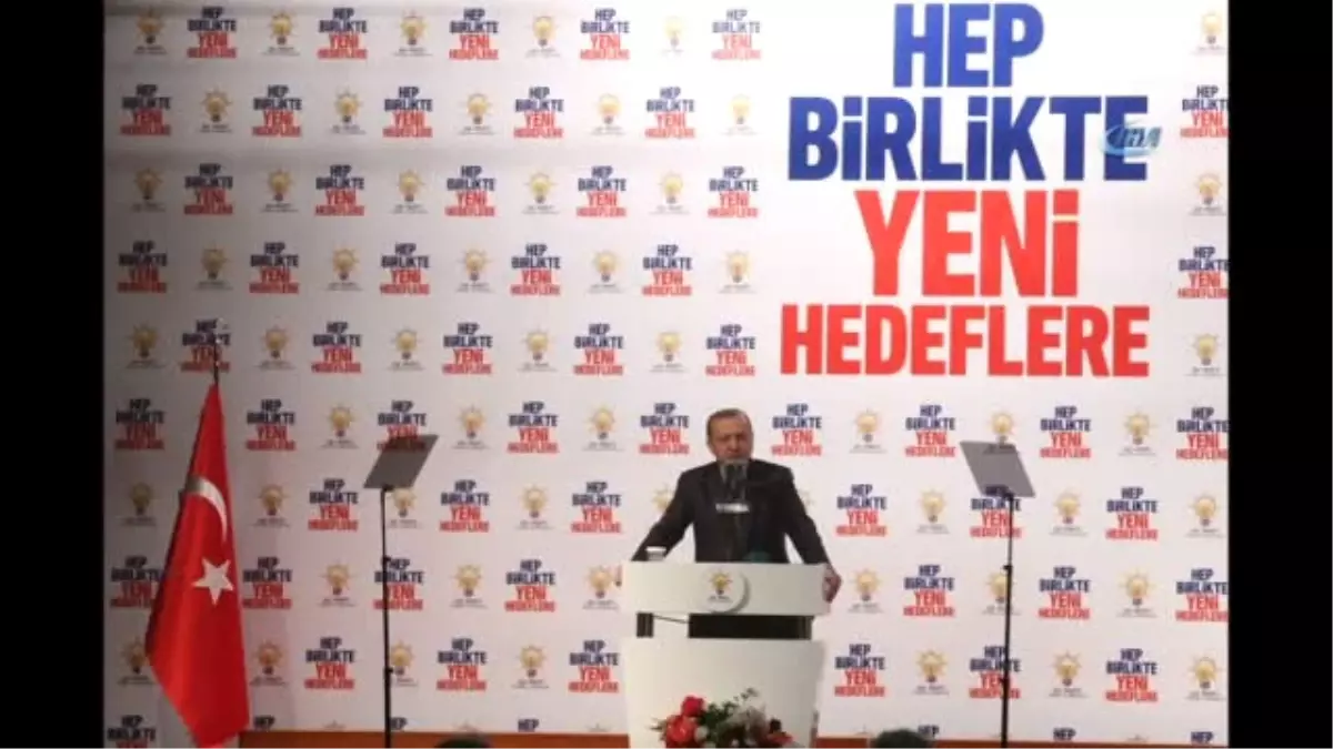 Cumhurbaşkanı Erdoğan İstişare Toplantısının Ardından AK Parti İstanbul İl Başkanlığı\'ndan Ayrıldı