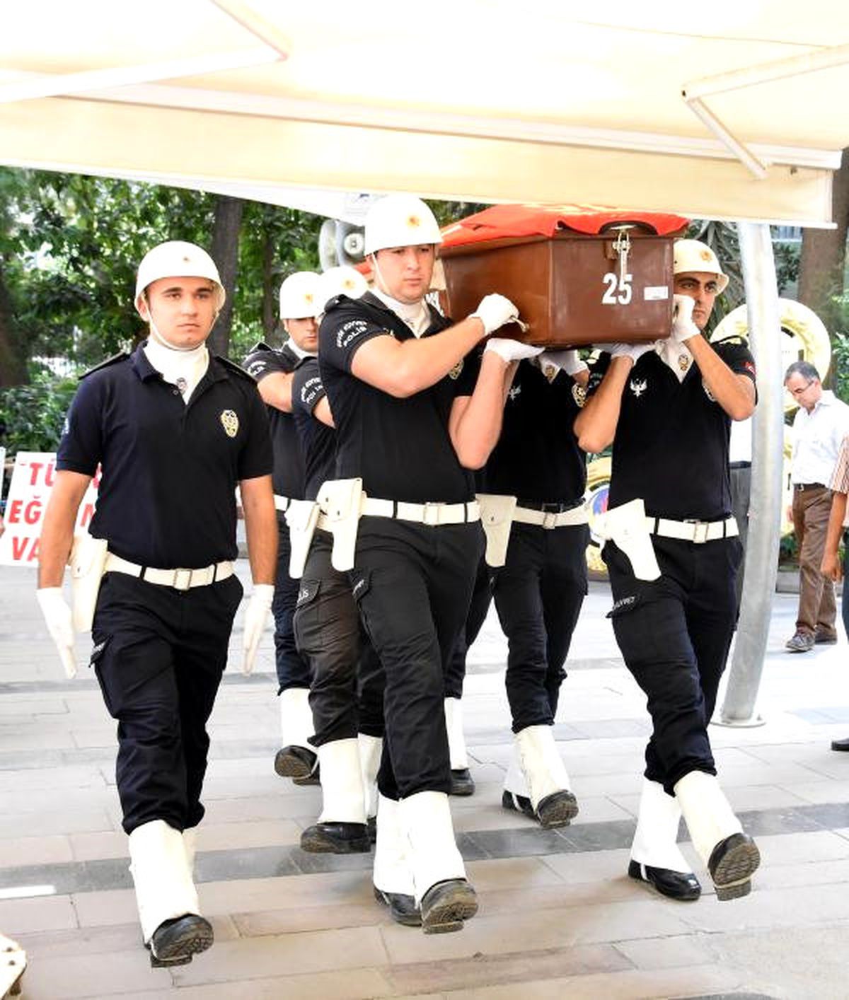 Daut Son Yolculuğuna Uğurlandı
