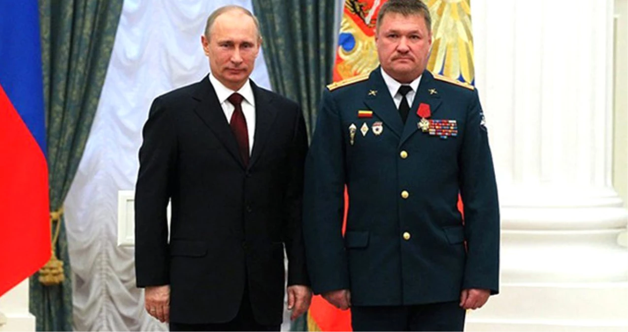 DEAŞ, Putin\'le Poz Veren Rus Generali Öldürdü!