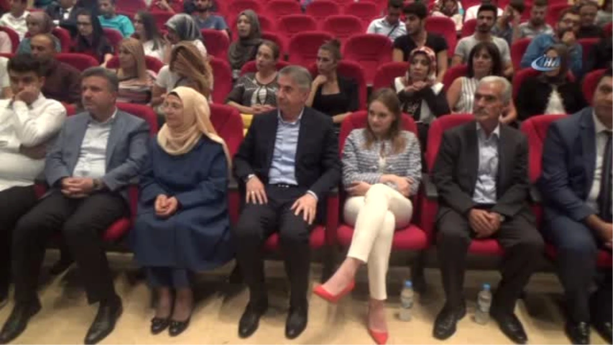 Gençlik Türkiye\'nin Geleceğini İnşa Ediyor Çalıştayı Galası