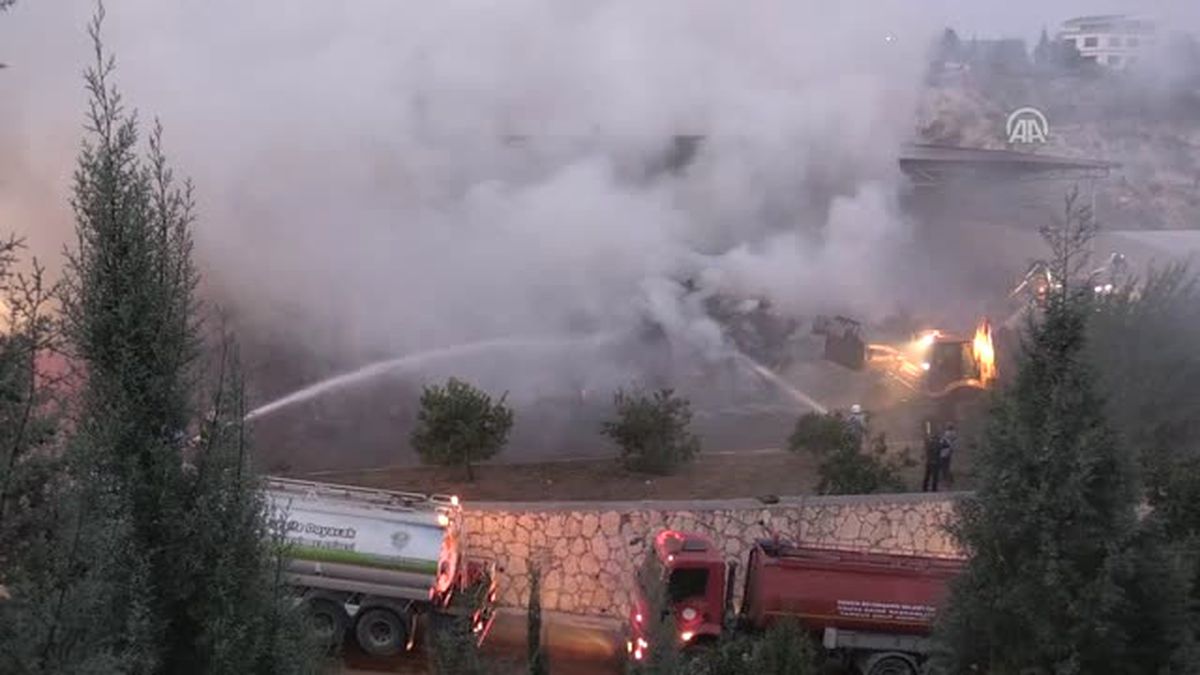 Güncelleme - Mersin\'de Fabrika Yangını