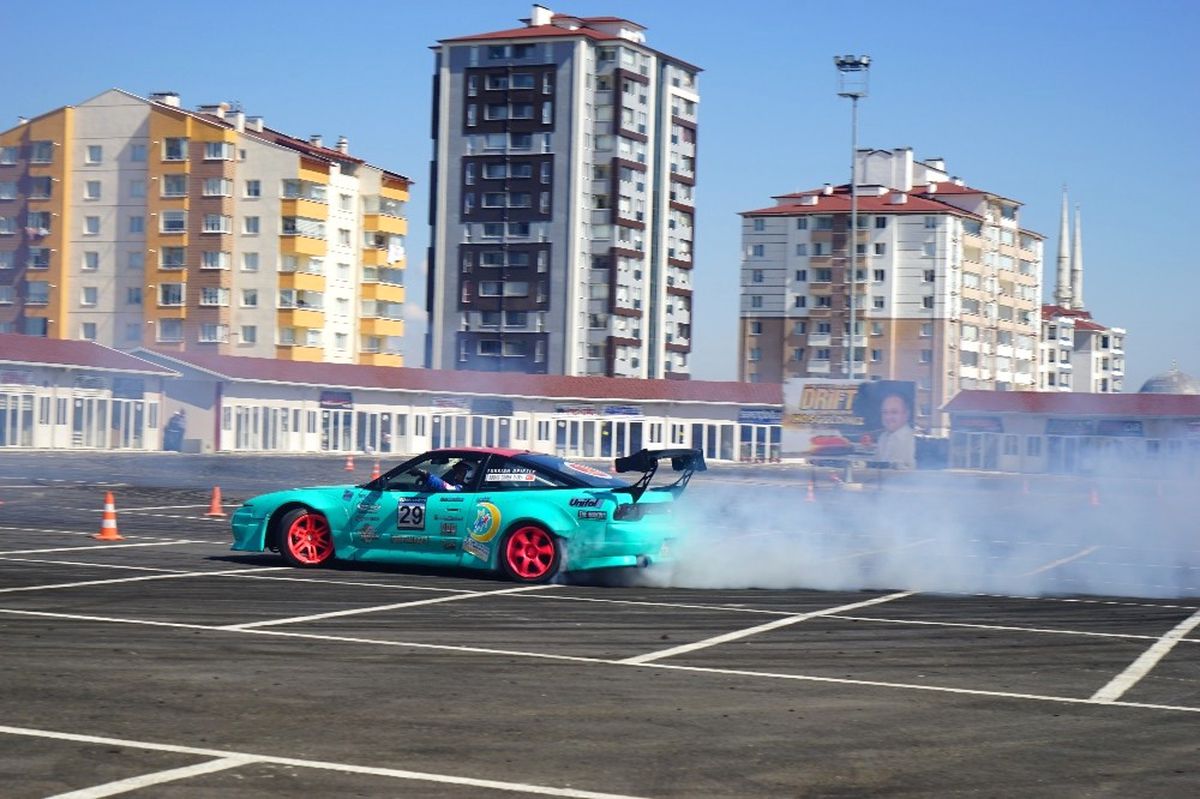 Kastamonu\'da Drift Gösterileri Nefes Kesti