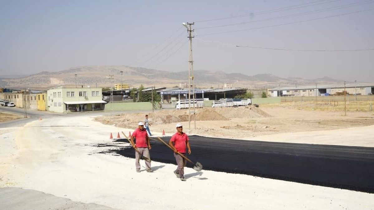 Sebze Hali Yolu ve Çevresinde Asfalt Çalışması Tamamlandı