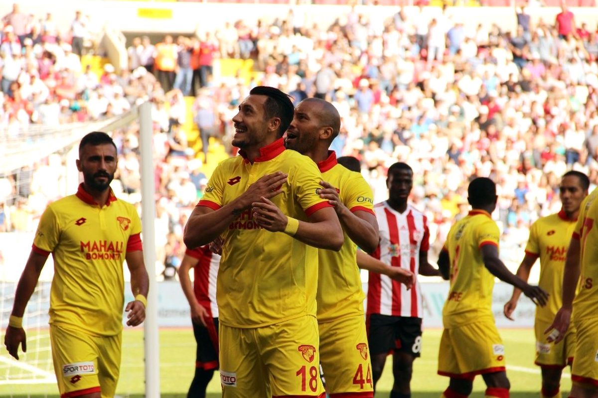 Süper Lig: D.g Sivasspor: 2 - Göztepe: 3 (Maç Sonucu)