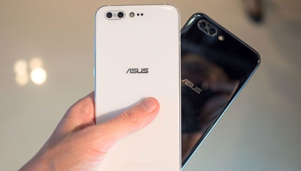 Zenfone 5 Beklenenden Erken Gelecek!