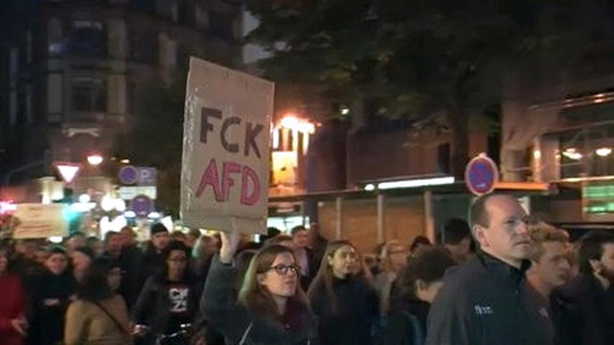 Afd\'nin Meclise Girmesine Protesto