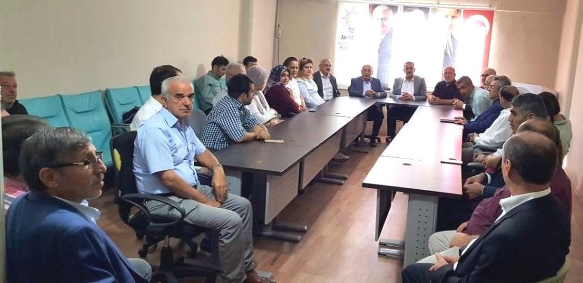AK Parti Altınova\'da Zafer ile Devam Kararı