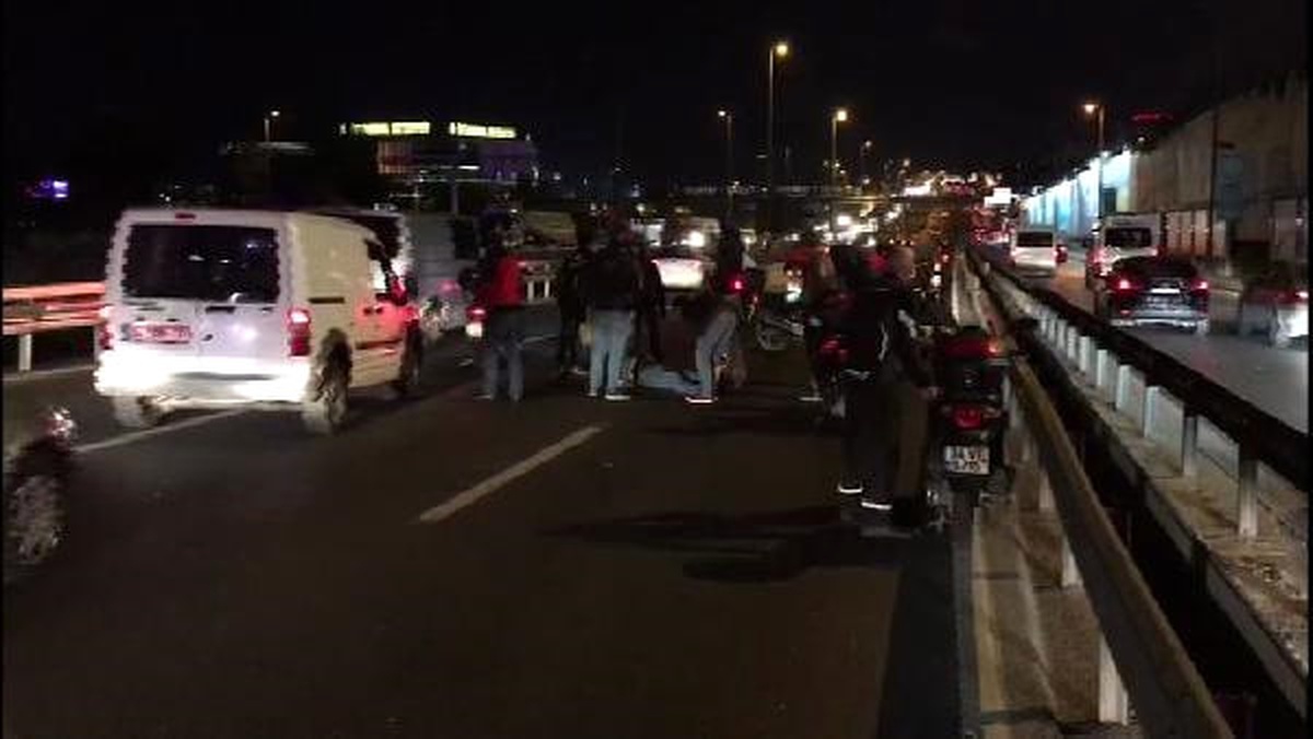 Bahçelievler\'de Motosiklet Kazası: 1 Yaralı