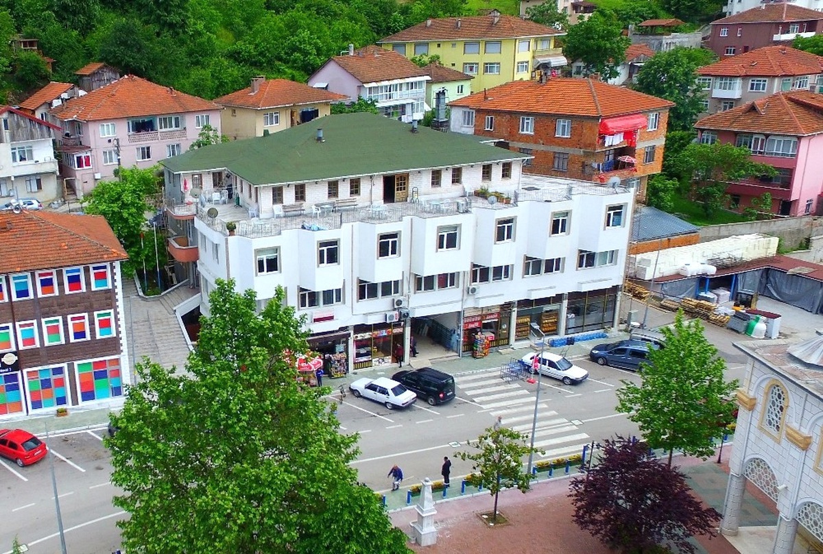 Başiskele Gençlerinee Yeni Spor Merkezi