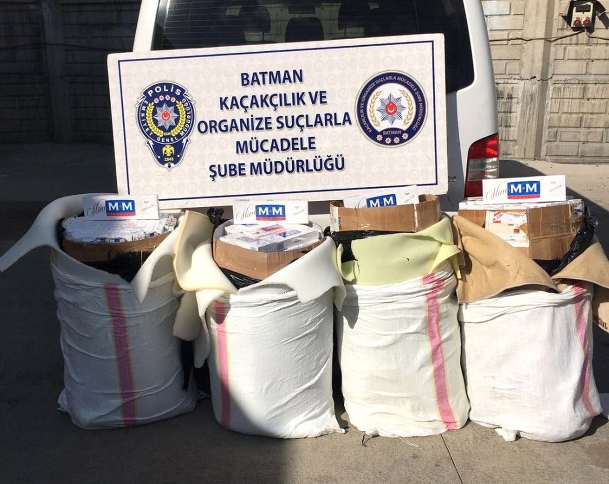 Batman\'da 5 Bin Paket Kaçak Sigara Ele Geçirildi