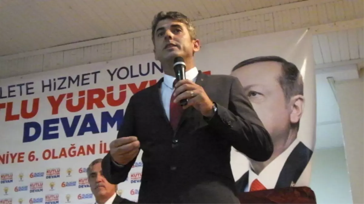 Burhaniye AK Parti\'de Onur Bedir Güven Tazeledi