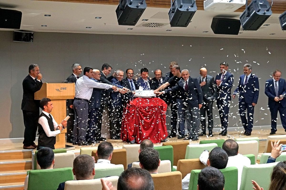 Bursagaz\'dan Bir Sergi, Üç Kutlama