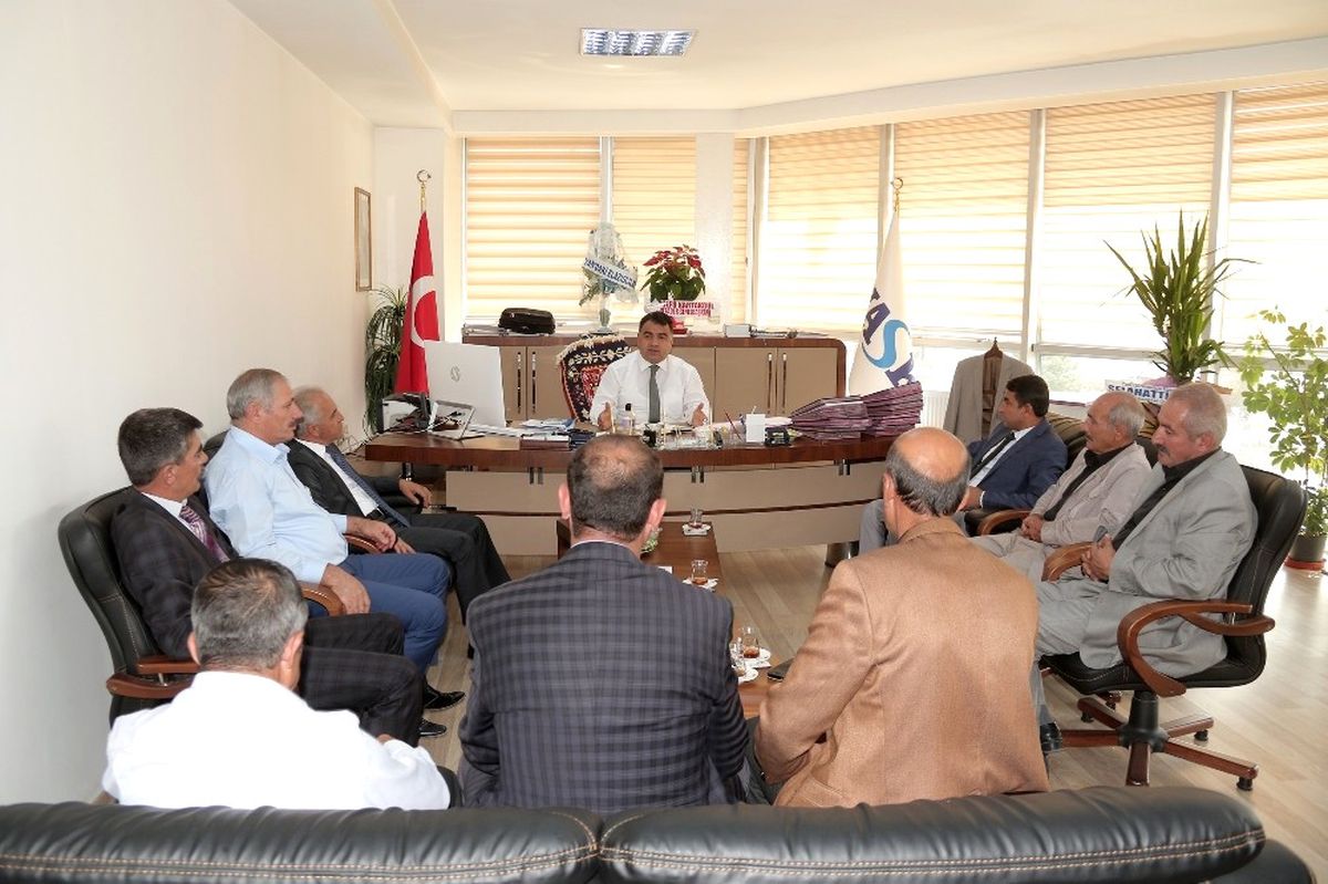 Edremit Muhtarlar Derneğinden Vaski\'ye Ziyaret