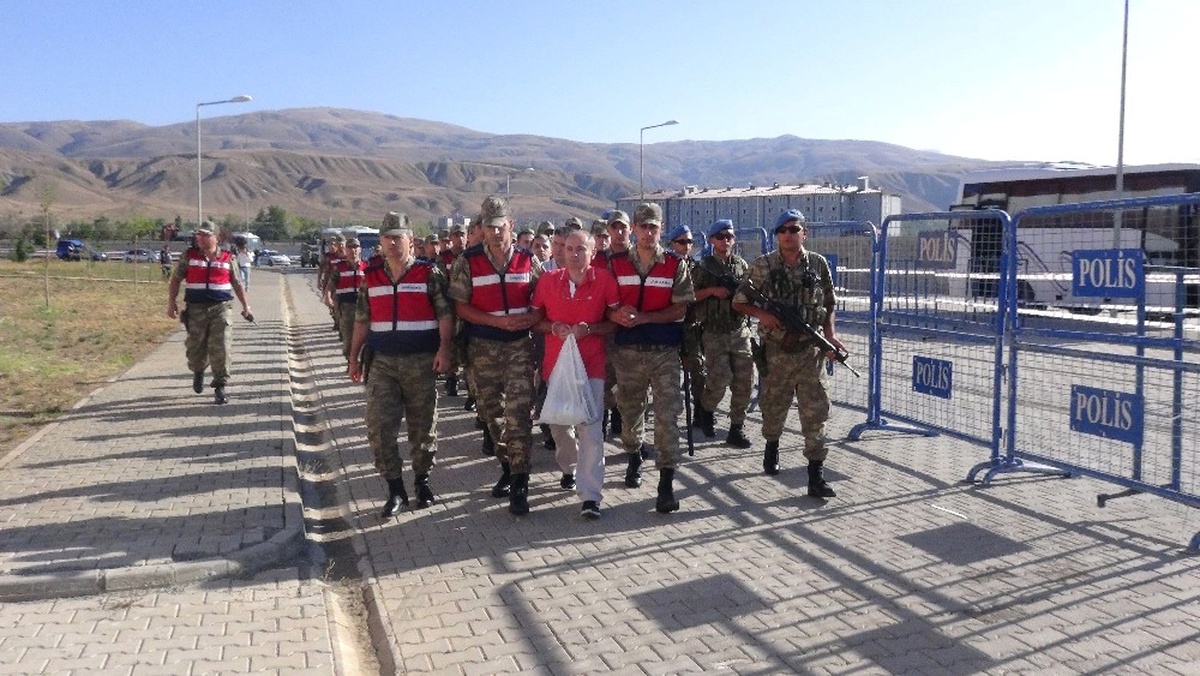 Erzincan\'daki Fetö/pdy Davası Başladı