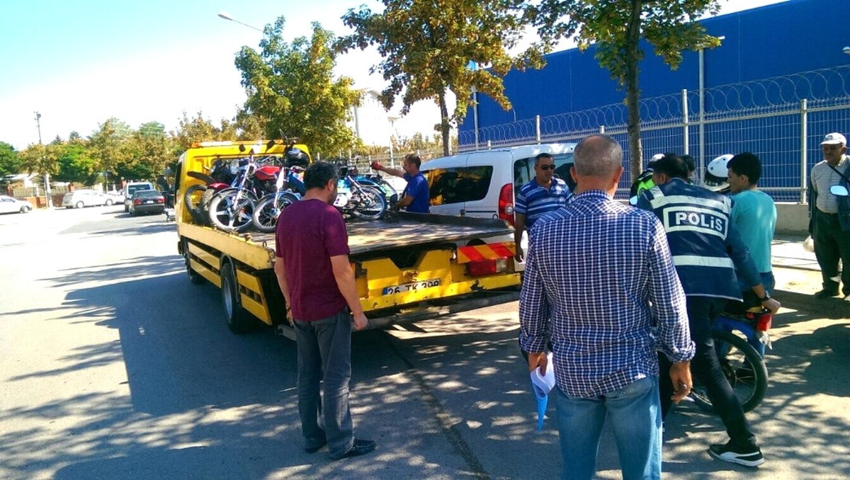 Eskişehir\'de Motosikletlilere Yönelik Operasyon