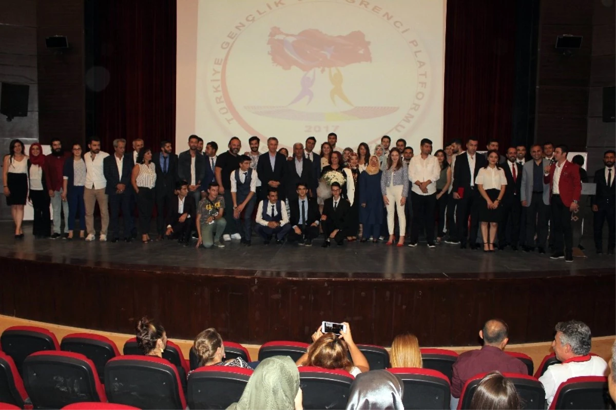 Gençlik Türkiye\'nin Geleceğini İnşa Ediyor Çalıştayı" Galası