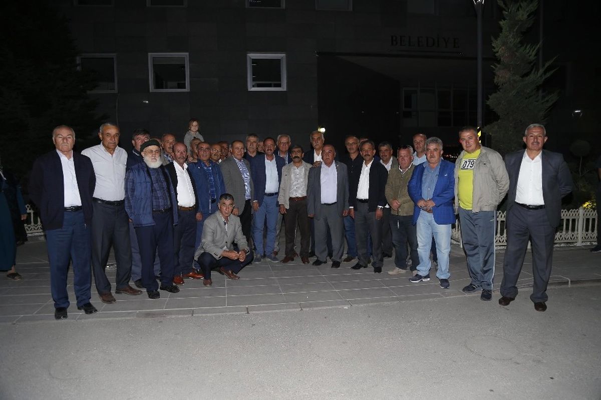 Gölbaşı Belediyesi\'nden Muhtarlara Karadeniz Turu