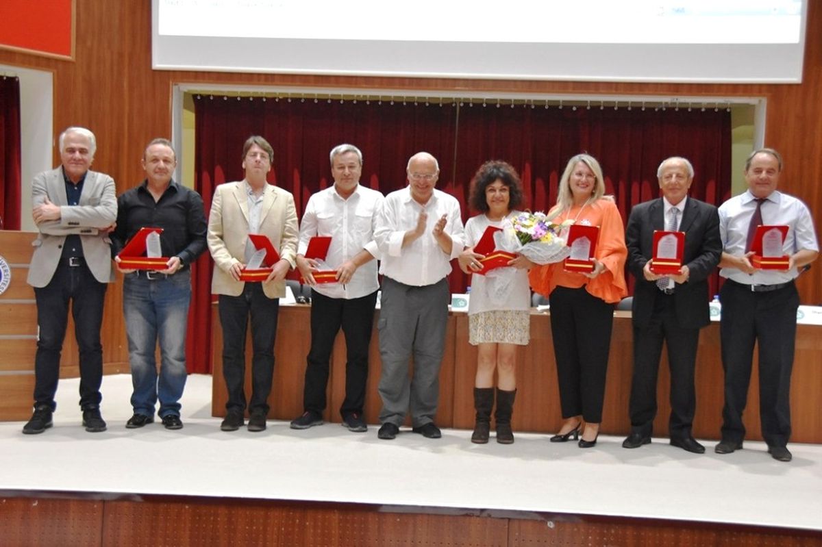 Hizmet Binası Proje Yarışmasında Dereceye Girenlere Ödülleri Verildi