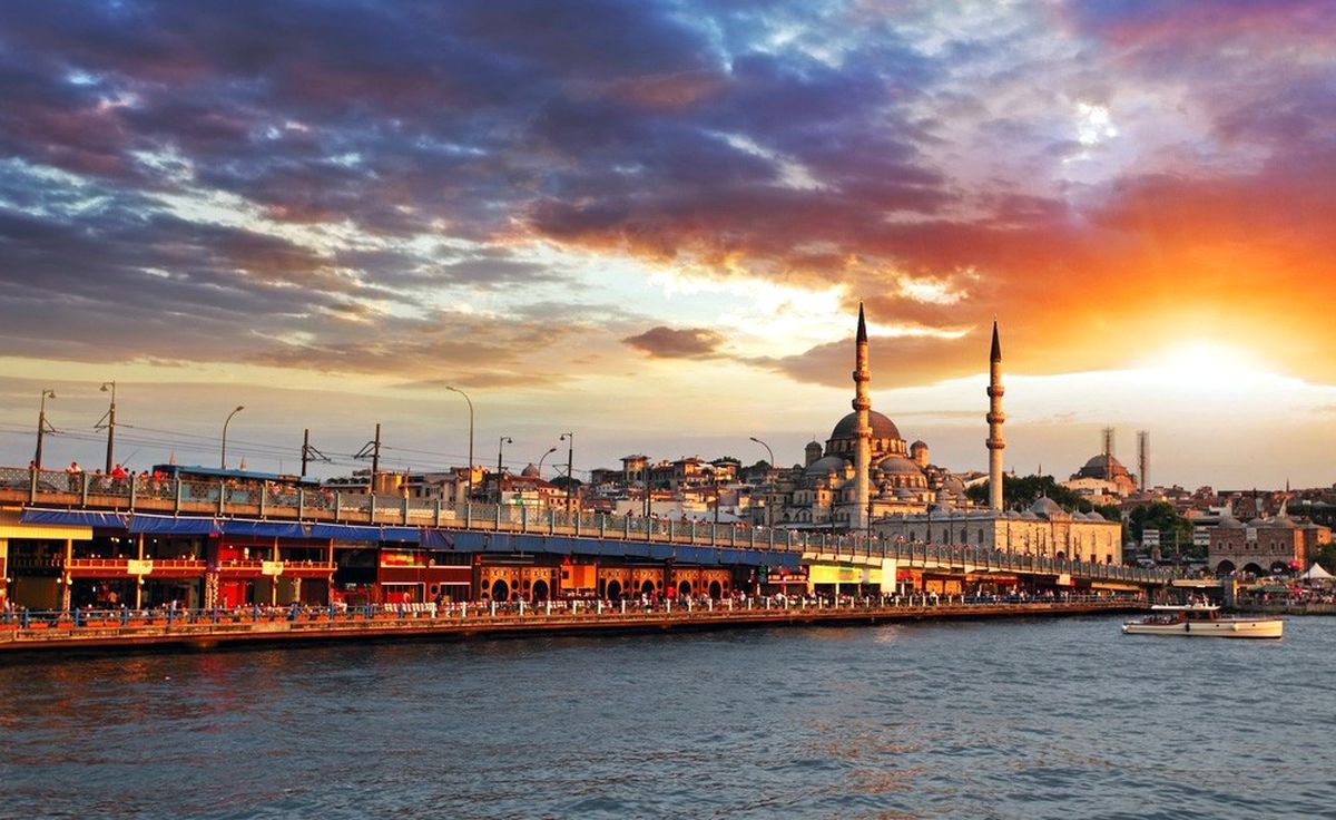 İstanbul\'a 7 Milyon Yabancı Turist Geldi