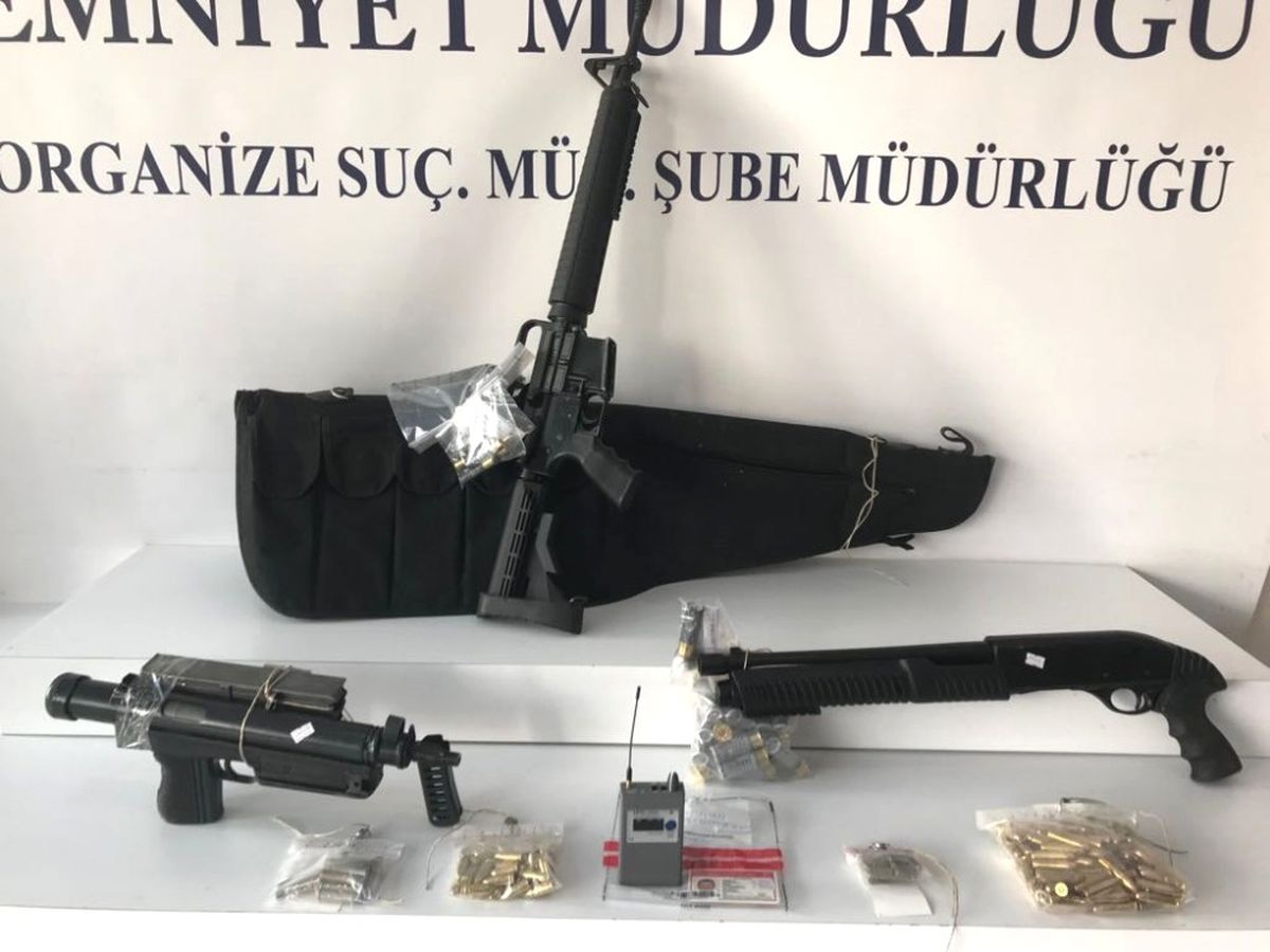 İstanbul Polisinden Silah Tacirlerine Operasyon