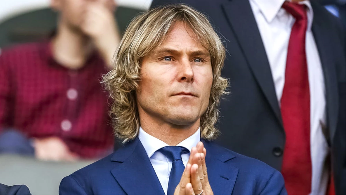 Juventus\'un Efsanesi Pavel Nedved, Bir Maçlığına Futbola Döndü